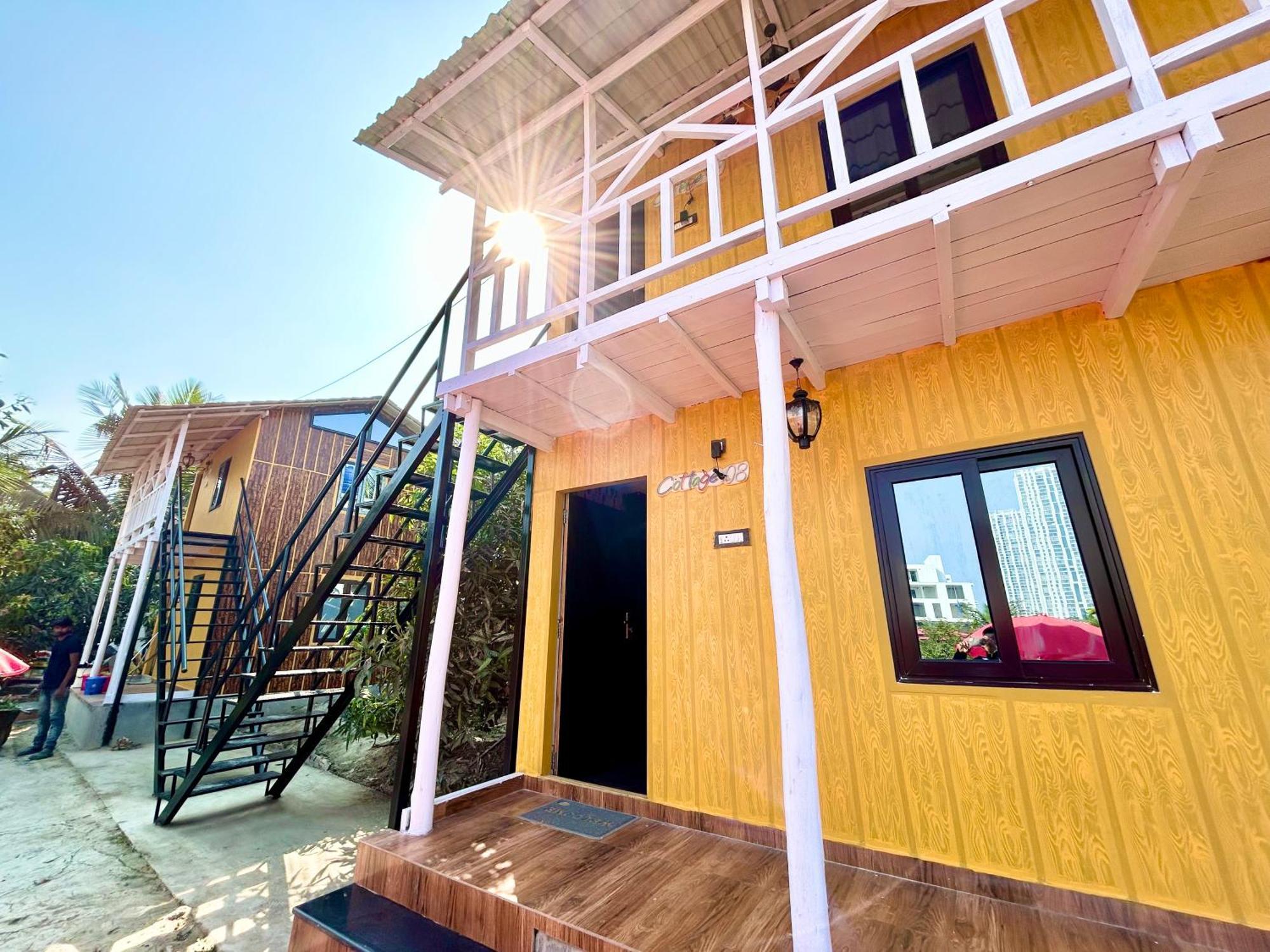 Palli Bangla Resort, Near Ruby Hospital, Anandapur Calcutta  Esterno foto