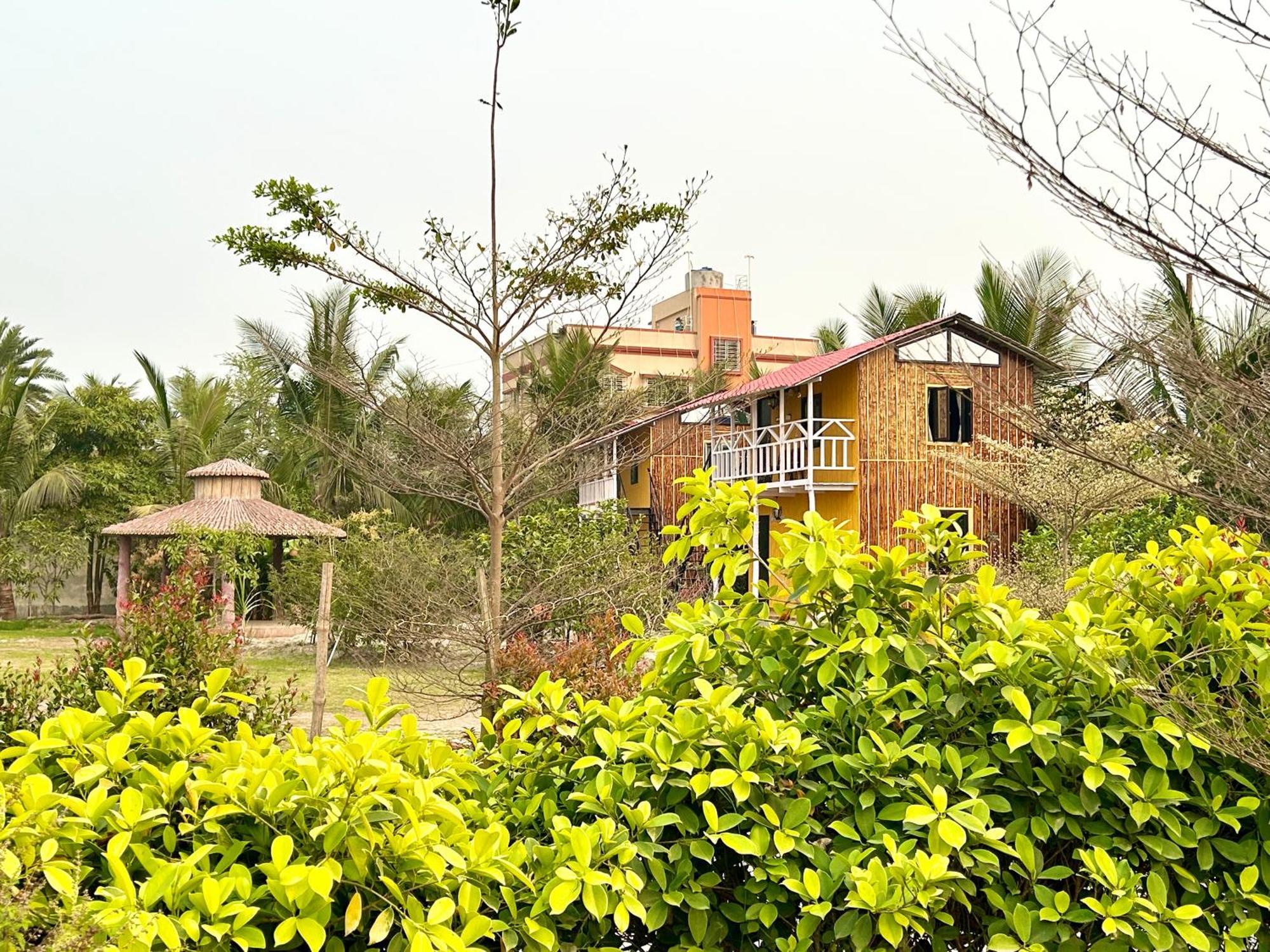 Palli Bangla Resort, Near Ruby Hospital, Anandapur Calcutta  Esterno foto